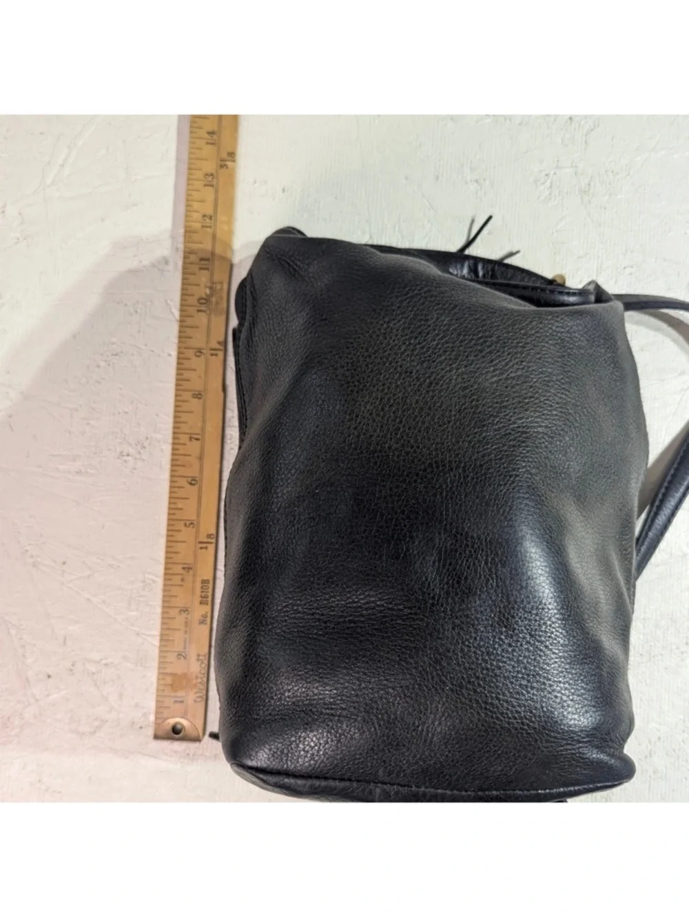 HOBO Hobo Convertible Backpack Crossbody Black Pebbled Leather Tassel - Picture 8 of 9